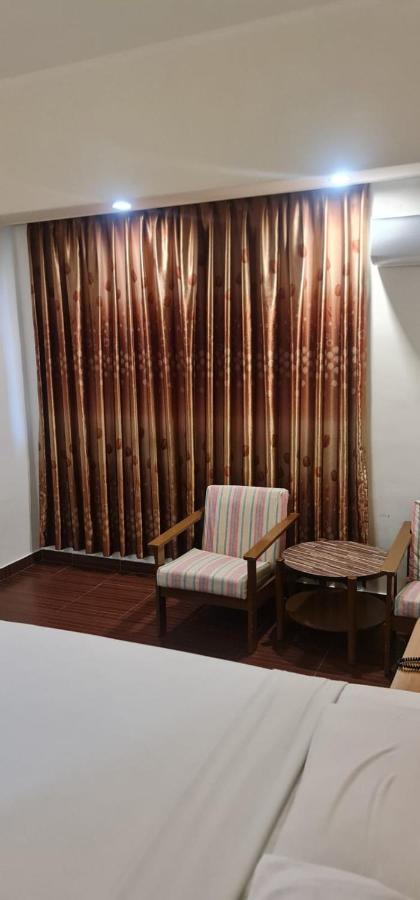 Paradise Hotel Tanjung Pinang Εξωτερικό φωτογραφία