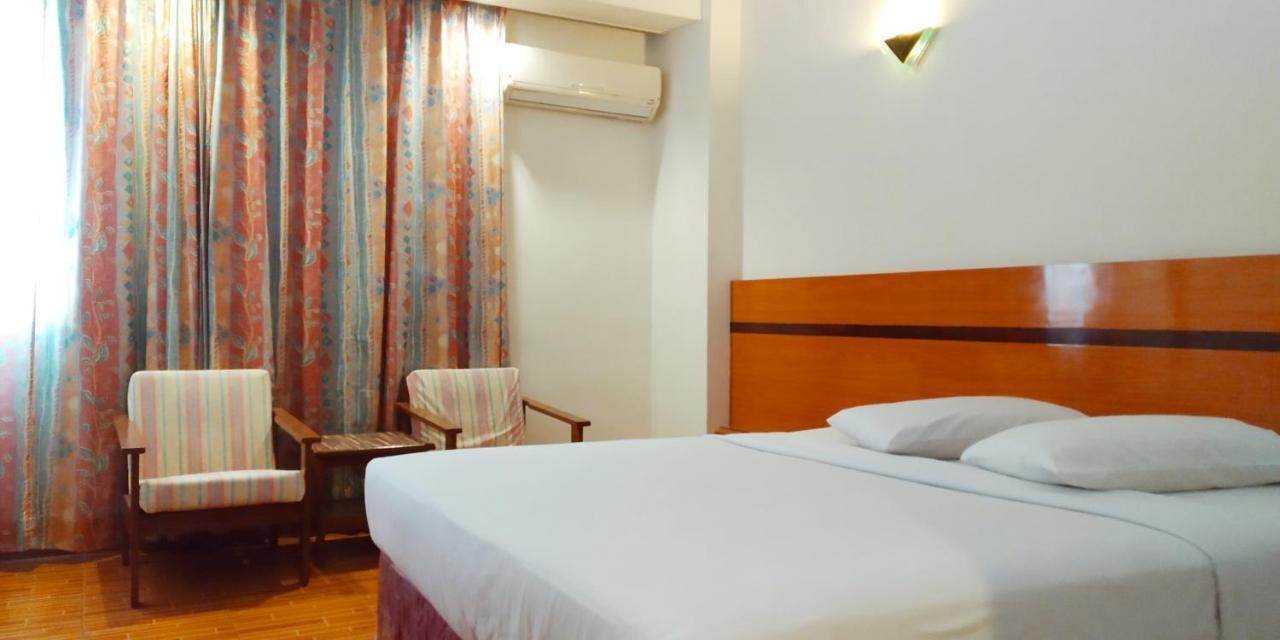 Paradise Hotel Tanjung Pinang Εξωτερικό φωτογραφία