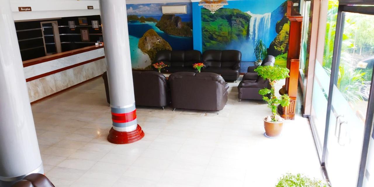 Paradise Hotel Tanjung Pinang Εξωτερικό φωτογραφία