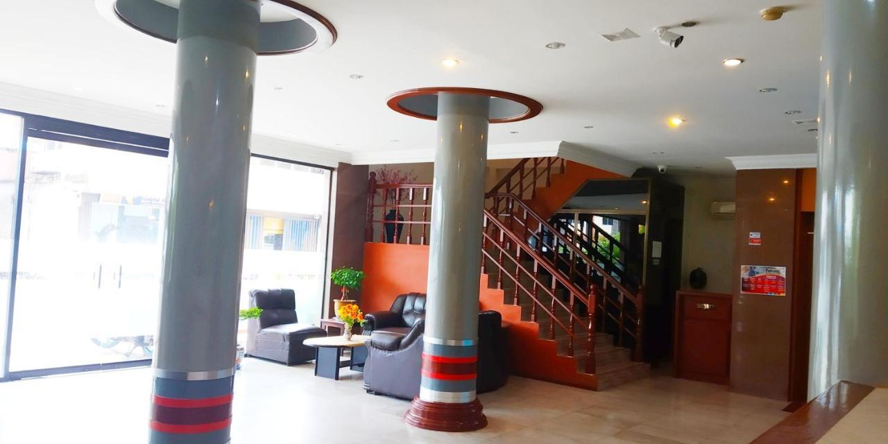 Paradise Hotel Tanjung Pinang Εξωτερικό φωτογραφία