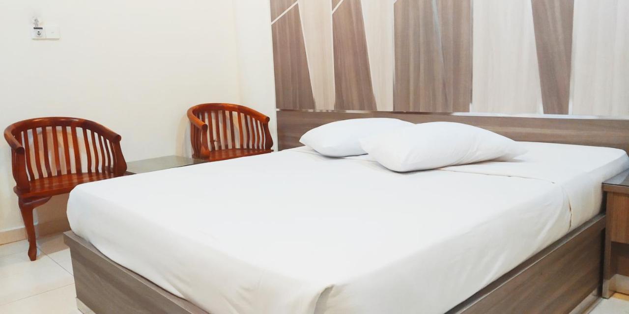 Paradise Hotel Tanjung Pinang Εξωτερικό φωτογραφία